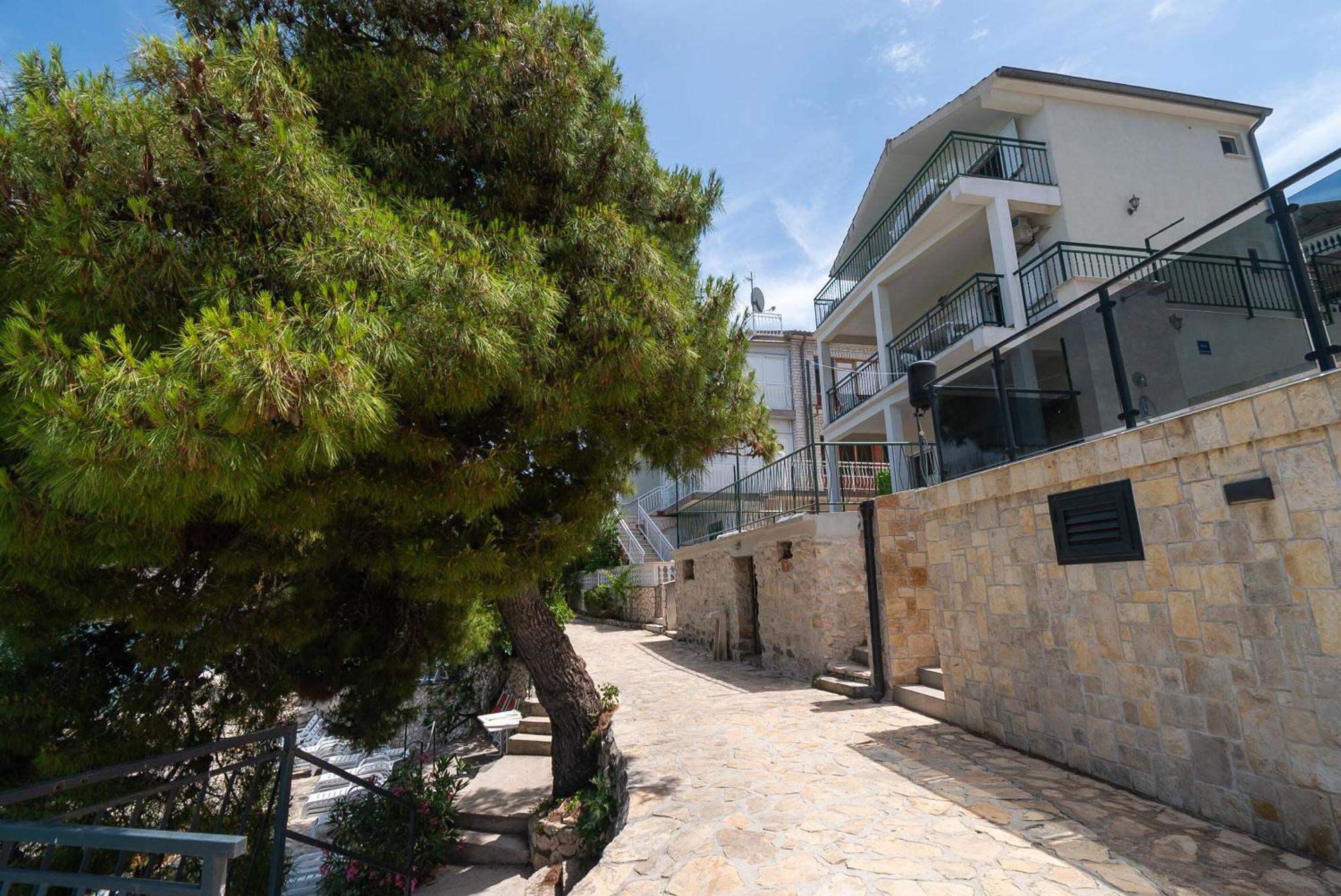 Apartments Ivica Primošten المظهر الخارجي الصورة
